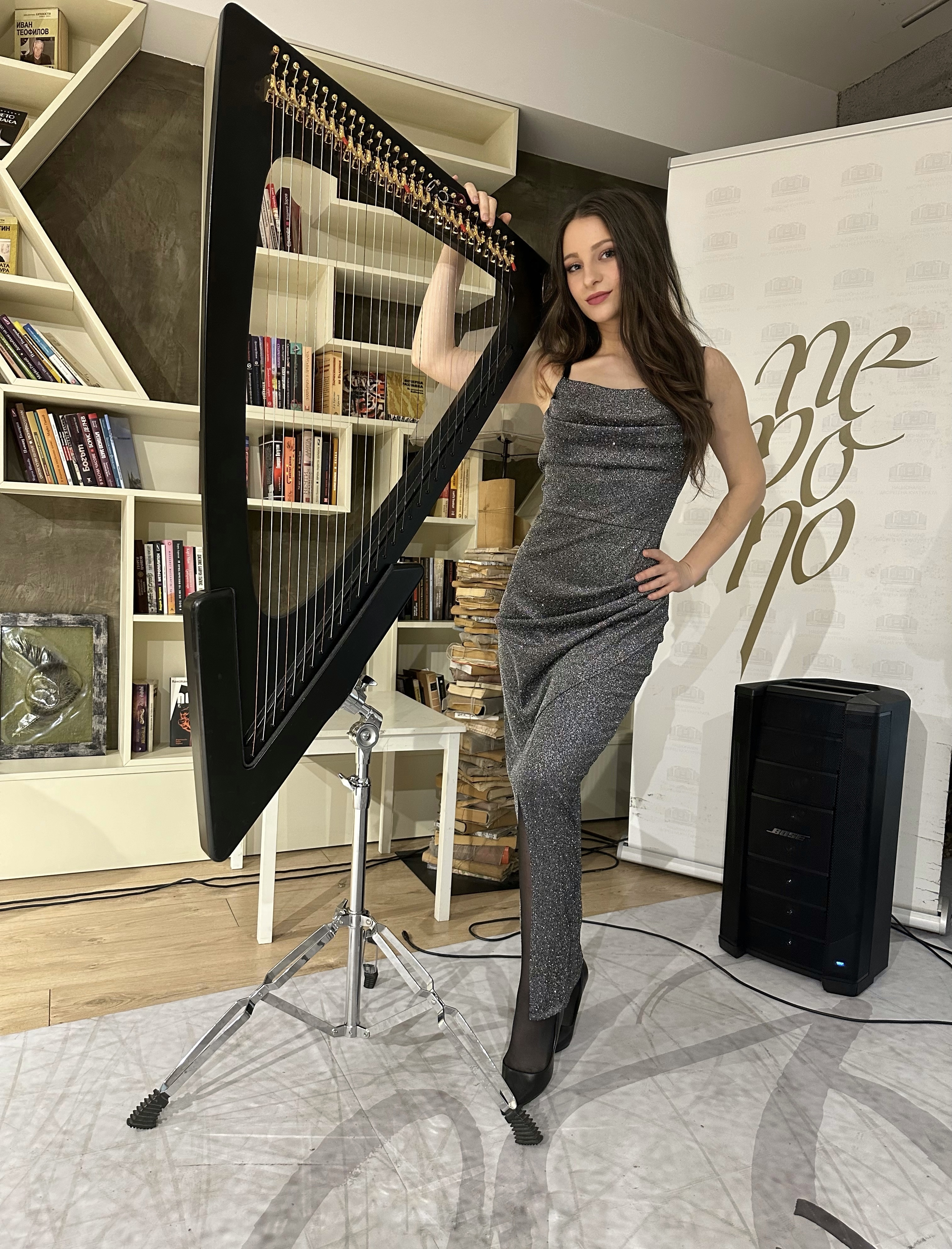 Литературно четене в “Перото” 